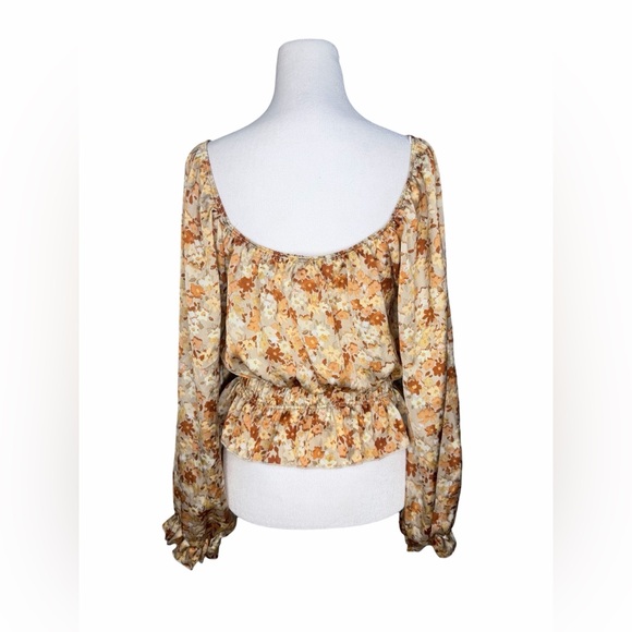 Papaya Floral Blouse with Long Sleeves - Picture 3 of 4